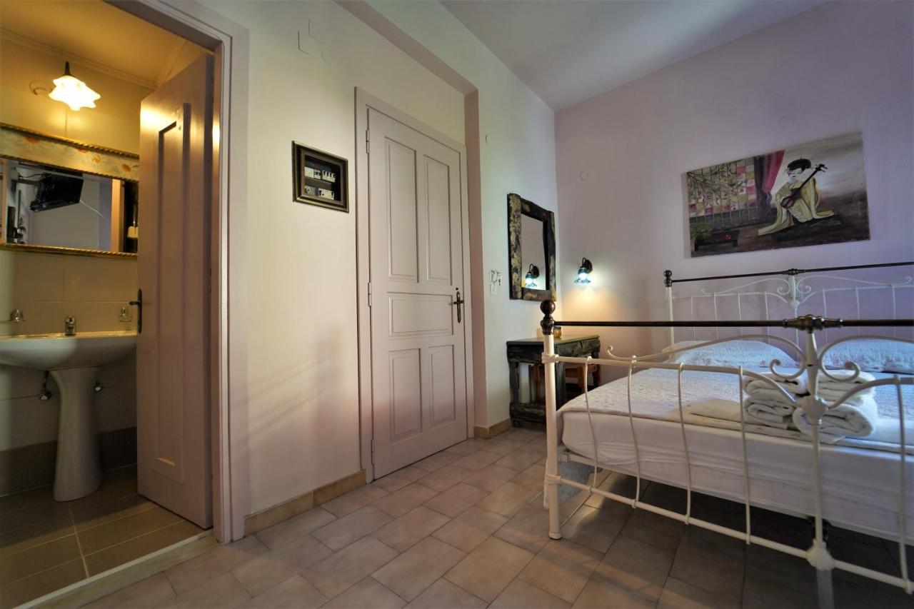 Antigoni Apartments Парга Екстериор снимка